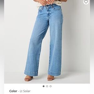 a.n.a. High rise, wide leg jeans, light blue, size 8